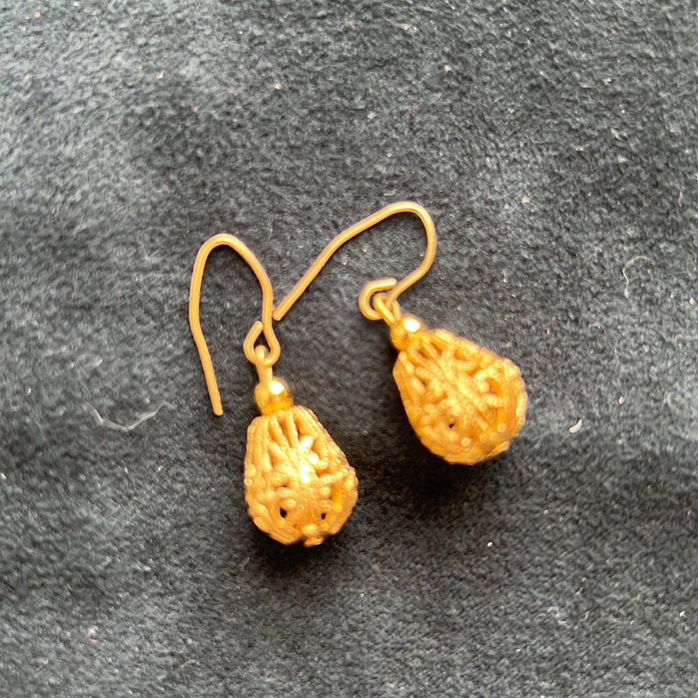 Gold Drop earrings